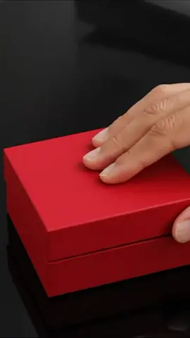 Kit relógio com brinco e colar. Lindo pra vc arrasar #tiktokshop 