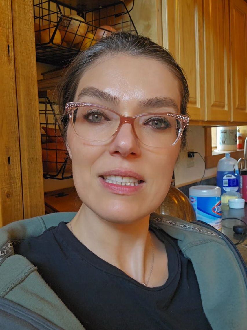 Behind the scenes of #americasnexttopmodel makeovers! #antm #realitytv #topmodel #realitytvshow 