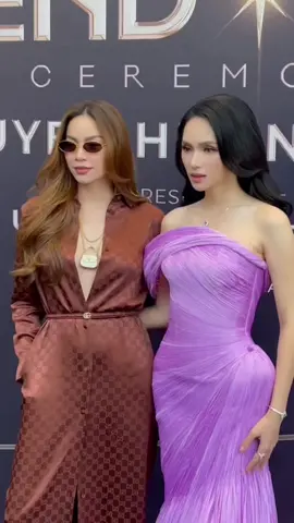 Hương Giang rạng rỡ khi nhận được món quà từ ca sĩ Hồ Ngọc Hà tại buổi SEND-OFF REPRESENTATIVE OF MISS UNIVERSE VIETNAM 2025 #Missuniverse #Missuniversevietnam #HuongGiang #HoNgocHa 