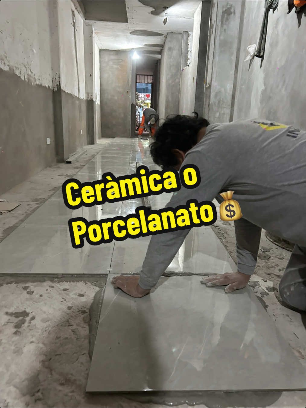 📕Guía rápida ¿Cerámica o porcelanato? 🤔 averigua cómo elegir 👷‍♂️#ceramica #porcelanato #construction 