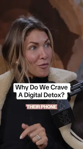 @Erin Lichy and #AbeLichy talk about how easy it is to lose yourself in the digital world and what it takes to get back to you 📲 🎙️ @Come Together  #digitaldetox #digitalworld #losingyourself #podcastclips 
