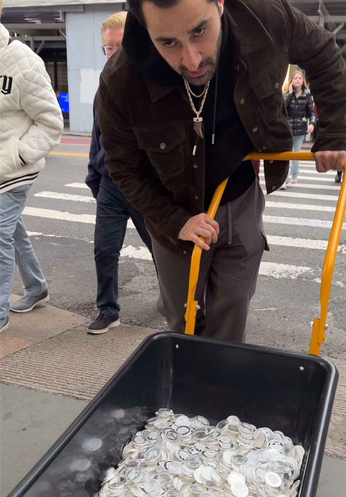 They’ve never seen so much silver #traxnyc #silver #giveaway