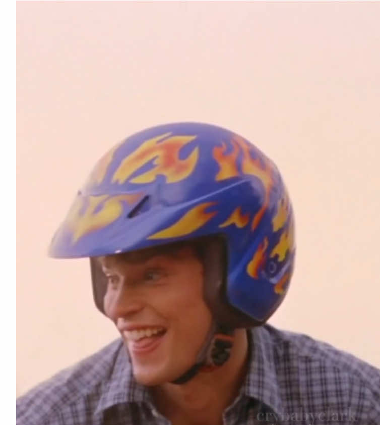 the only one pretty boy  #tomwelling #smallville #clarkkent #fyp #viral 