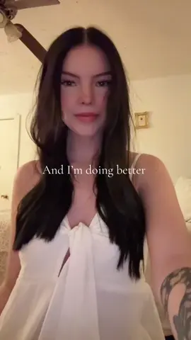 #thinnerbrows #6monthssinceapril #cutofftoxicpeople #happyglow #october 