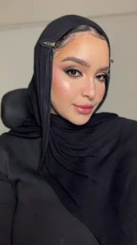 No lenses makeup 🤎🤎 Serum @AXIS-Y  Moisturizer @CeraVe Arabia  Glow @e.l.f. Cosmetics  Foundation @Bell & Bell HYPOAllergenic  Bronzer and compact powder @Charlotte Tilbury  Blush @Rare Beauty @Ayat Fahiem Cosmetics  Powder @hudabeautyshop  Bronzer and eyeshadow @juicy_beauty_by_shamss  Blush and highlighter @Lavish Cosmetic Official  Mascara @SHEGLAM 