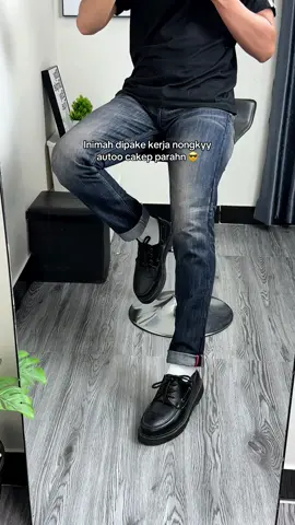 Celana jeans feding slimfit cowok keren #promomakanharian #celanajeans #jeansdenim 