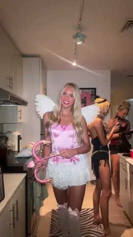 let halloweekend begin 🏹🩷 