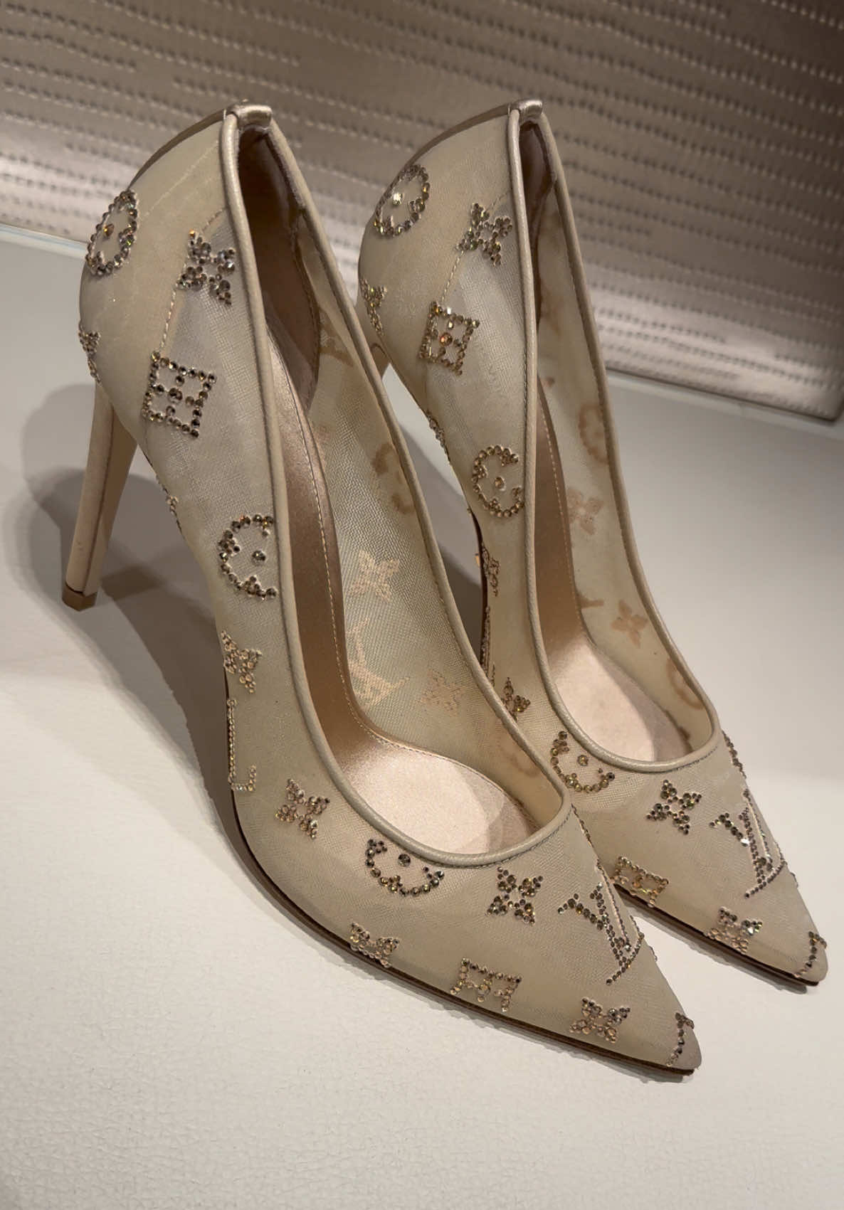How cute are theseee 😍 #louisvuitton 