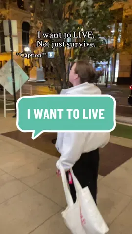 Chronic illness is a thief. It touches every part of your life and I feel like it’s taken little pieces of me. Most days my symptoms make it hard for me to leave my apartment unless I’m going to appointments or the pharmacy. I wanted to feel the wind on my face. It sounds so ridiculous, but it really touched something in me. It made me feel alive and free. I haven’t felt that way in so long. Living with chronic illness is so hard. I’m going to try to have more moments like these. Those moments will look different now than how they used to. I hope I’ll find them. I want to feel alive. Even if it’s just standing in the wind. #chronicillness #chronicallyill #pots #potsawareness #posturalorthostatictachycardiasyndrome 