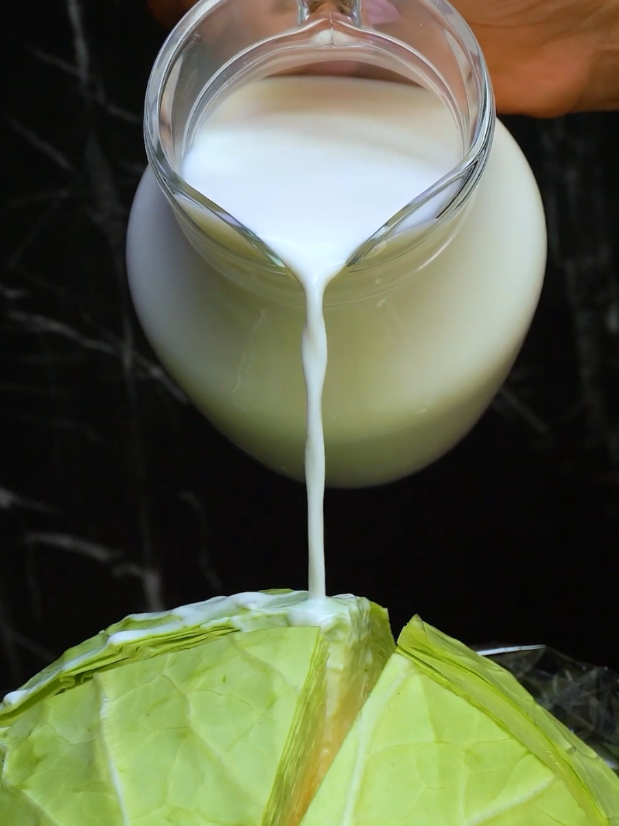 الجميع يبحث عن وصفة الملفوف هذه! بسيطة ولذيذة صلصة الملفوف: 1 وحدة صلصة الطماطم: 40 جرام البيض: 1 وحدة الملح: 4 جرام المكونات الحليب: 500 مل البصل: 1 وحدة لحم البقر المفروم: 400 جرام فلفل أسود: 3 جرام الملح: 5 جم الفلفل الحلو الحلو: 5 جم الأرز: 100 جرام الماء: 200 مل الملح: 3 جرام البقدونس: 10 جرام معجون الطماطم: 20 جرام الماء: 200 مل الماء: 200 مل الثوم: 3 فصوص مايونيز: 50 جرام الخردل: 10 جم صلصة الصويا: 7 مل عصير الليمون : 7 مل الماء: 20 مل زيت الزيتون: 20 مل بارميزان: 30 جم فلفل أسود: 3 جرام#ايطاليا_اسبانيا_فرنسا_المانيا_هولاندا #deutschland #هولندا_امستردام_اوترخت_لاهاي_ #اسبانيا🇪🇸_ايطاليا🇮🇹_البرتغال🇵🇹 #اكلات_سريعة 