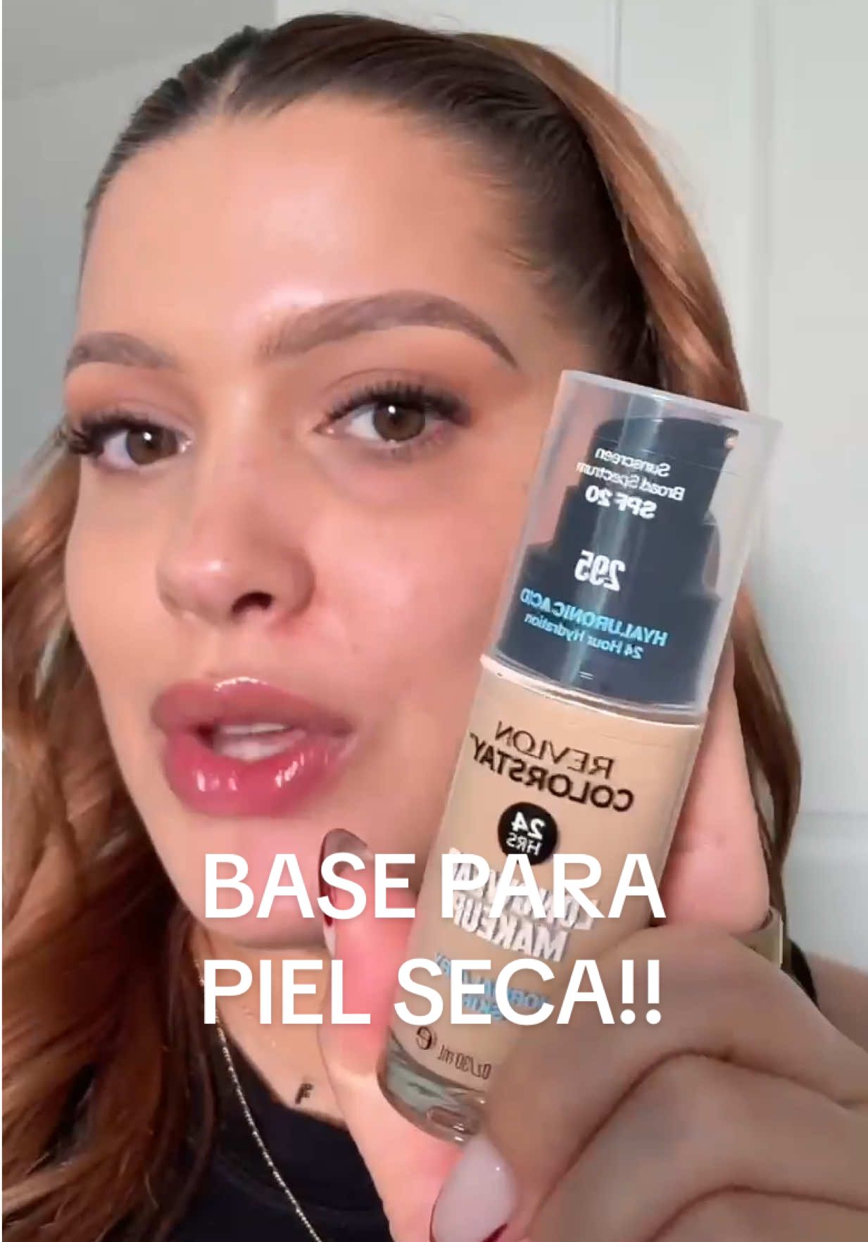 Esta base y yo MEJORES amigas😮‍💨🩷 la amo y queda bella! @Revlon Cosmetics #RevlonPartners #foundation #longwearmakeup #longwearfoundation 