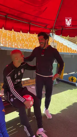 💛 ¡Siempre una alegría tenerte en casa, 'Enano'! #clasicoregio #ligamx #damianalvarez #tigresuanl #TikTokDeportes