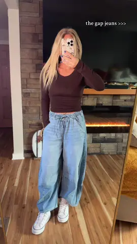 wearing In a size small petite 🫶🏻 #gap #barreljeans #OOTD #fashion #fallfashion 