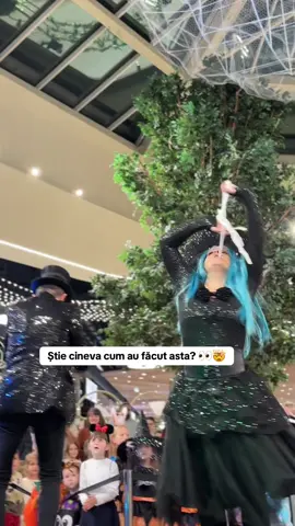 Ha-Ha-Ha Halloween, un spectacol de teatru și magie marca Teatro Blu, ne-a fascinat pe toți! 👀 Știe cineva cum au reușit să facă asta? 😅 #mallmoldova #iasiromania #mall 