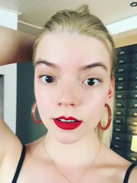 The intro is stuck on repeat in my head 24/7 😩 | #anyataylorjoy #anyataylorjoyedit #fyp #viral #hot 