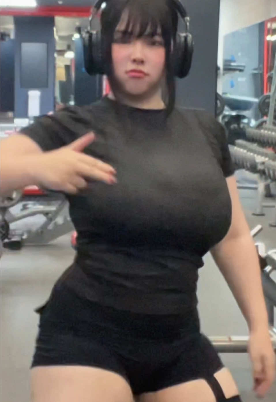 🔫💥 | #dance #gymgirl #asiangirl 🇹🇭 #chubbygirl #fyp 