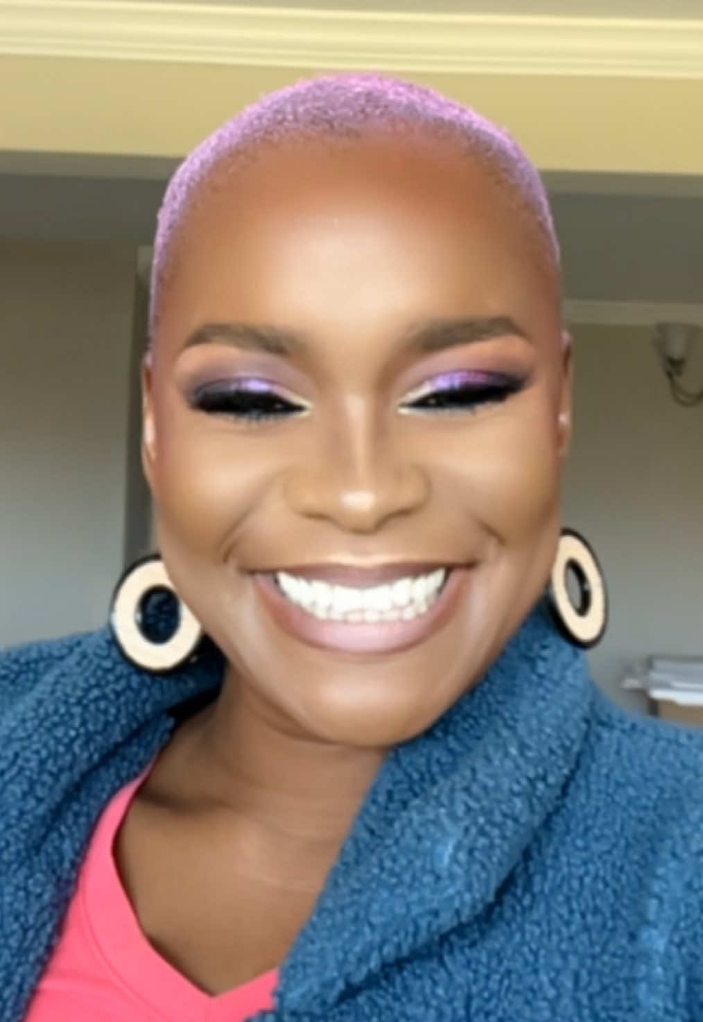 Bald head season!!!! For me at least … who’s with me? #buzzcut #baldbabe #blackbarbie #jamaicanbaddie 