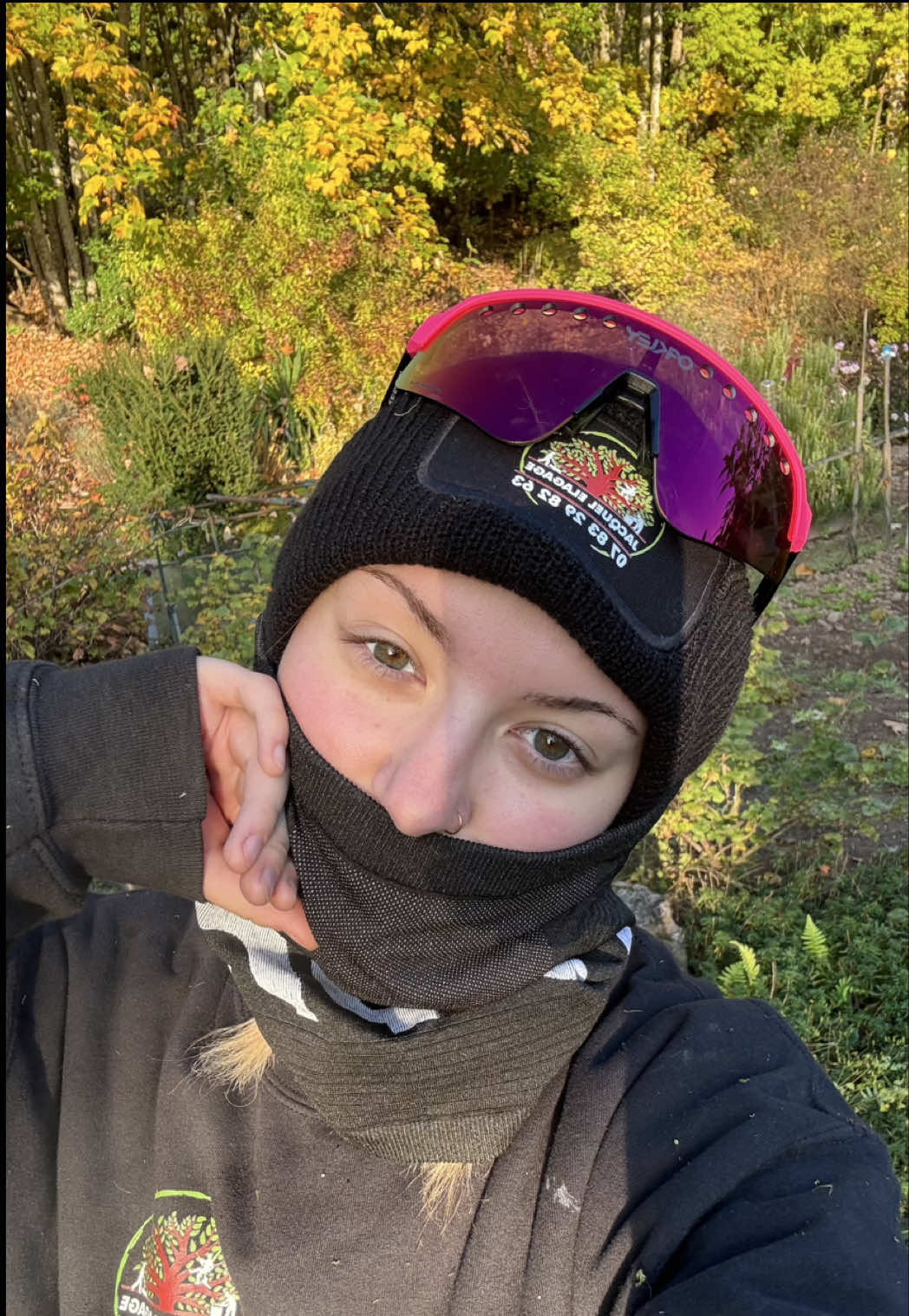 Là-haut il fait ce qu’il aime et moi, je l’admire d’en bas ❤️  @JACQUEL Élagage 🌲🌳🪾 #jacquelelagage #amor #boyfriend #elagueur #loveyou 