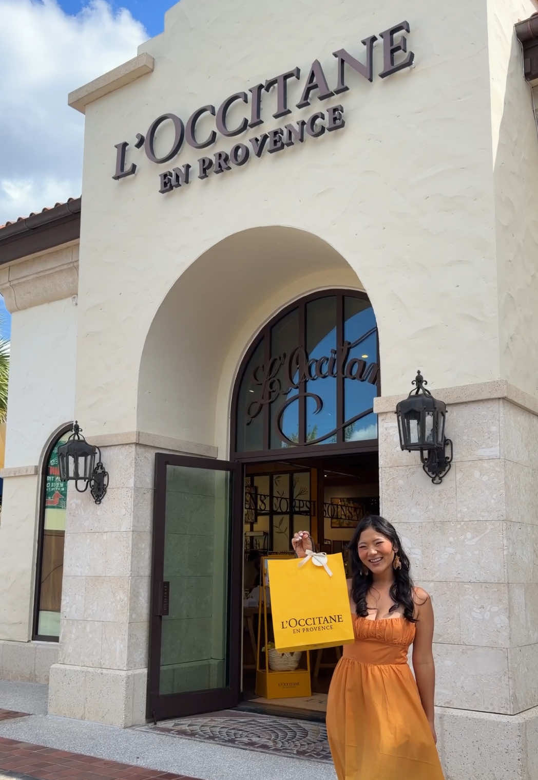 Get a head start on your Christmas shopping this year! Stop by @LOCCITANE at Disney Springs to shop their limited time holiday collection! #loccitanedisneysprings #disneysprings #disneyworld #orlando #orlandoflorida 