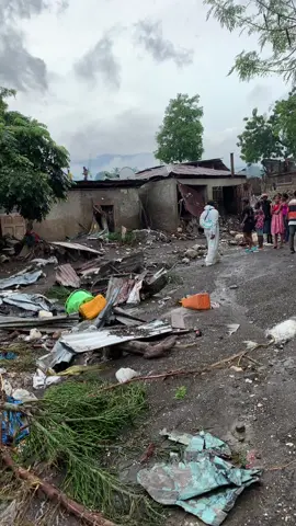 Bagay la konplike anpil nan ti grave anpil moun perdi lavi O anpil kay kraze bagay la grav anpil anpil 💔😭😭😭😭