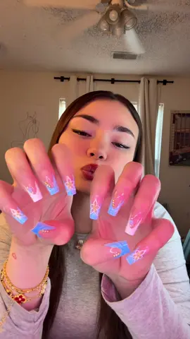 😝😝 #nails #bluenails