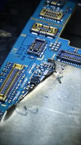 شاشة سامسونج S21 FE لا تستجيب؟ تعرف على كيفية إصلاح مشكلة 