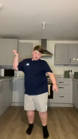 BLOODLINE IS SUCH A GOOD SONGGG. dc:@Zoe Dang #fyp #xycba #trend #dance #bloodline 