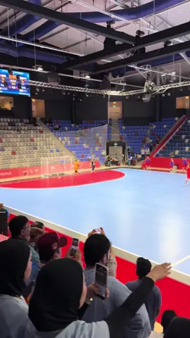 جنگ بین تیم فوتسال افغانستان و ایران 