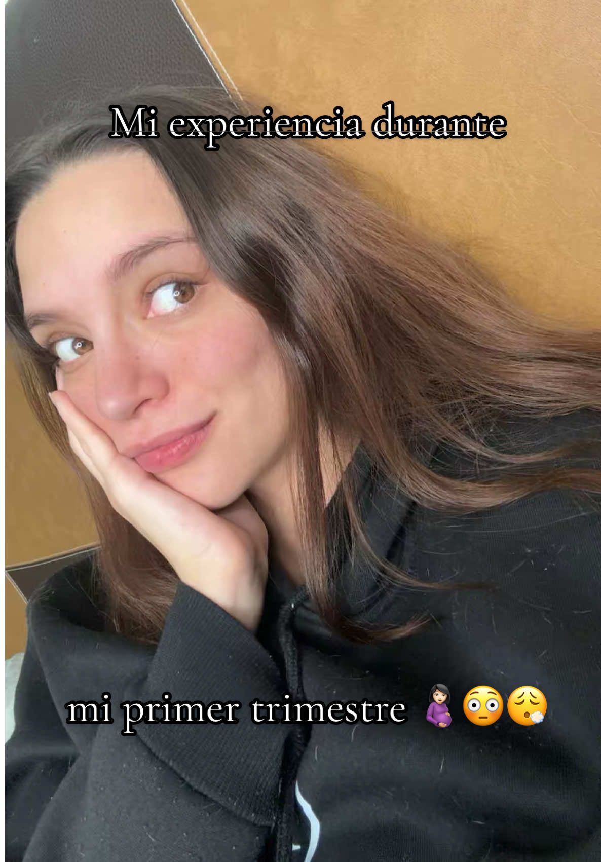 Un poquito de lo que viví durante mi primer trimestre! WHATTT?? Ya tan rápido estamos empezando el segundo, no lo puedo creer!! 🙈 Aquí les comparto como la pasé , bastante duritooo y creo que es súper cool el poder también mostrar esta parte difícil y no romantizarlo taaanto!! Lxs queremos mil 🤍🤍👶🏼👶🏼🤰🏻  Cuéntenme su experiencia si tenemos mamis por aquí 👀  #fyp #pregnancy #pregnant #twins #camilacantov_ 