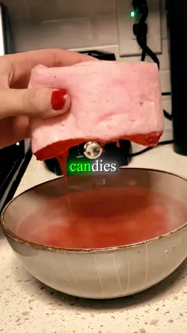 Rappers FAVORITE Halloween Candies 🍬🎃 @DTG @Nav @eminem @Travis Scott #eminem #drake #travisscott #halloween #edit 