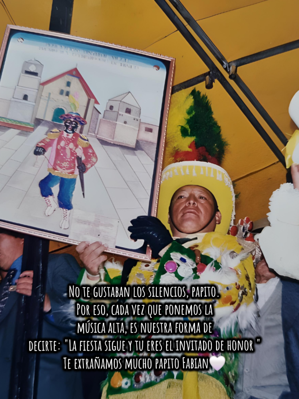 Haremos fiesta siempre como tu querías papito, a ti no te gustaban las personas tristes y aburridas. Te extrañaremos mucho, papito Fabian #teextraño #nosvolveremosaver #miangeldelcielo #malpartida #vicco 