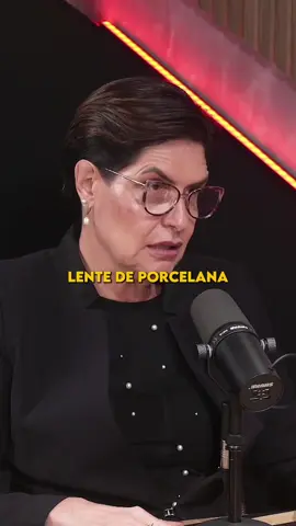 Você acha lente dental bonita?  #lente #porcelana #resina #faceta #dente 