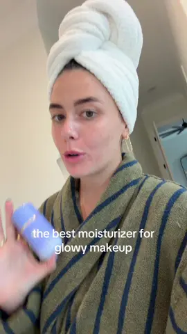 pinkies up & PROMISE me you will try while the sale is going <3 all the glow thanks for this #skincare #viral #viralskincare #seohora #sephorasale 