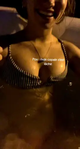 #pourtoi #fyp #couple #foryoupage❤️❤️ #champagne  S'il vous plaît 🙏🏻 faite pas tourner 🥵