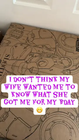 Not my fault. It was just there😆 . #plamo #bday #luckyman 