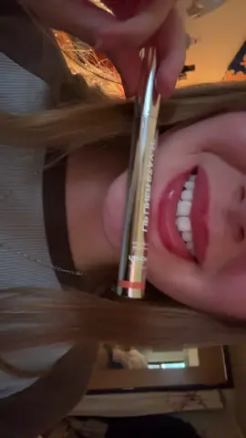 my first time using a peel off lip liner…why didn’t i try this sooner it literally doesn’t smudge and lasts all day and night 