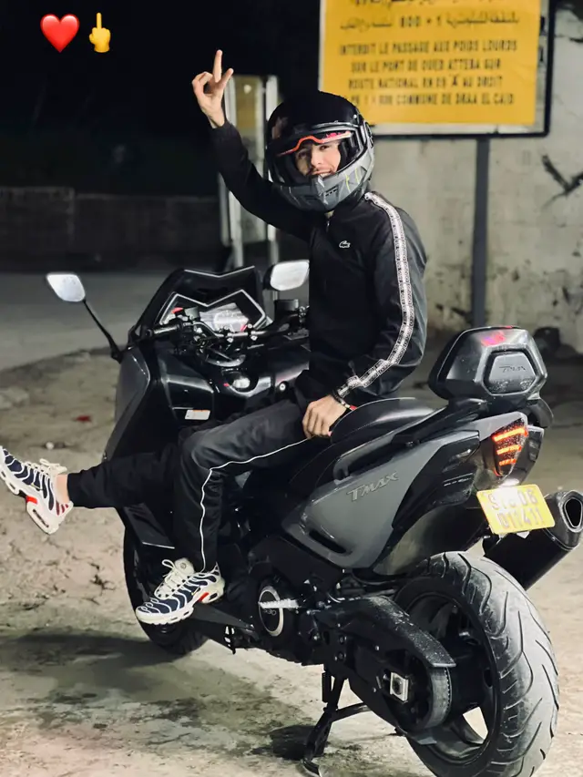 #mobéjaia💚🖤 #leon_linear #leon #kiosque_marlboro #timax530 #الشعب_الصيني_ماله_حل😂😂🙈 