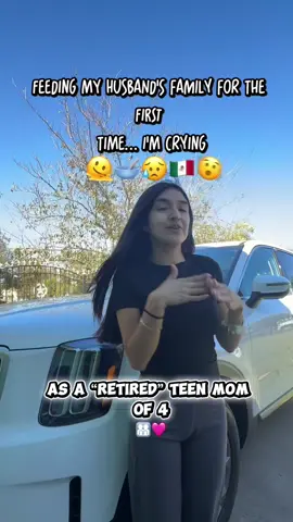 I’ve never been more nervous in my entire life 😭😭 #pozoleverde #xoxolilii #inlaws #suegra #momof4 