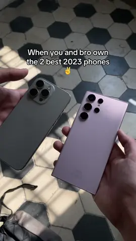 15 pro max / S23 ultra😛😛 15 pm better tho (js overheat too much bc of titanium) #fyp #pourtoi #iphone15promax #samsunggalaxyS23ultra #phones 