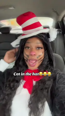 I just love this holiday 😭😭 #catinthehat #halloween #halloweencostume #halloweenlook #thecatinthehat 