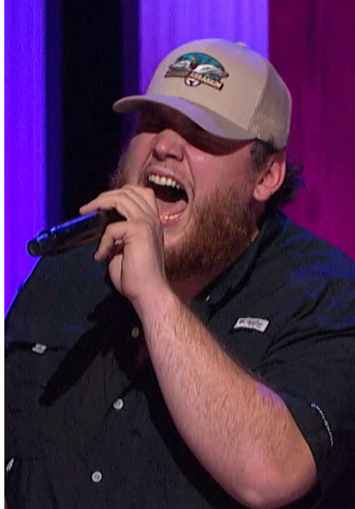 Is Throwback Thursday still a thing? Haha, here’s one for y’all if so (from my @Grand Ole Opry debut) #countrymusic #tennesseewhiskey 