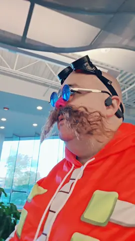 not good at transitions, but has to do this audio while I had the chance #eggman #snapcube #sonicthehedgehog #meme #imbackinthebuildingagain 