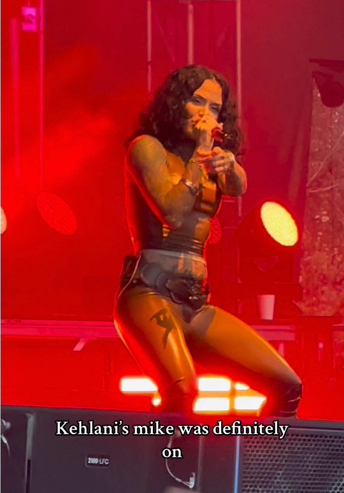 Idk I just feel like she stared at me a few times… or am i delusional #fyp #delusional #delulu #kehlani #omf 