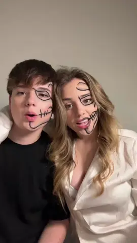 Publi. Preguntas, respuestas, mucho saleo y mi imprescindible para desmaquillarme el #aguamicelar todo en 1 de @Garnier ES  #cuidadodelapiel