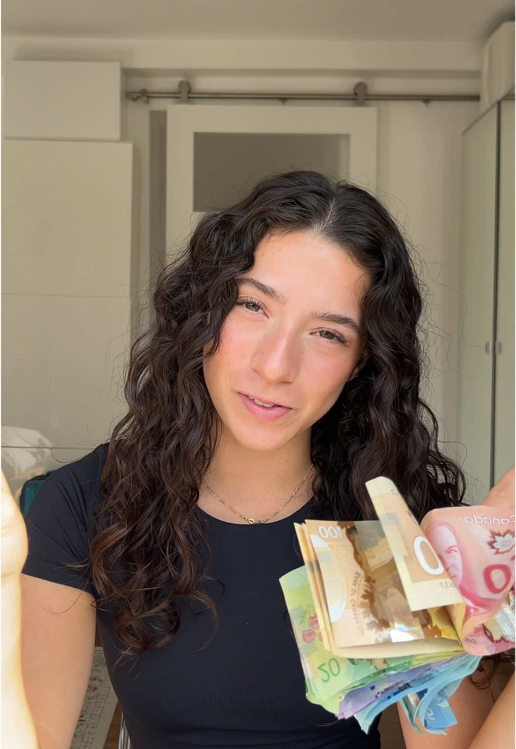 aiming for $1500 for next months bottle! #savingmoneytips #movingabroad #studyabroad #australia #savingschallenge 