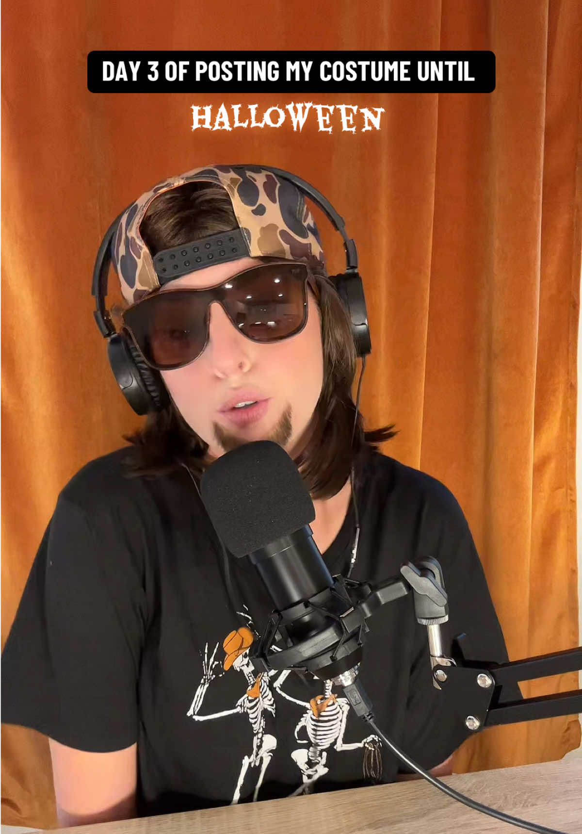 @Theo Von my school bus days growing up in Louisiana were also very strange… #theovon #louisiana #schoolbus #halloweencostume #podcast 