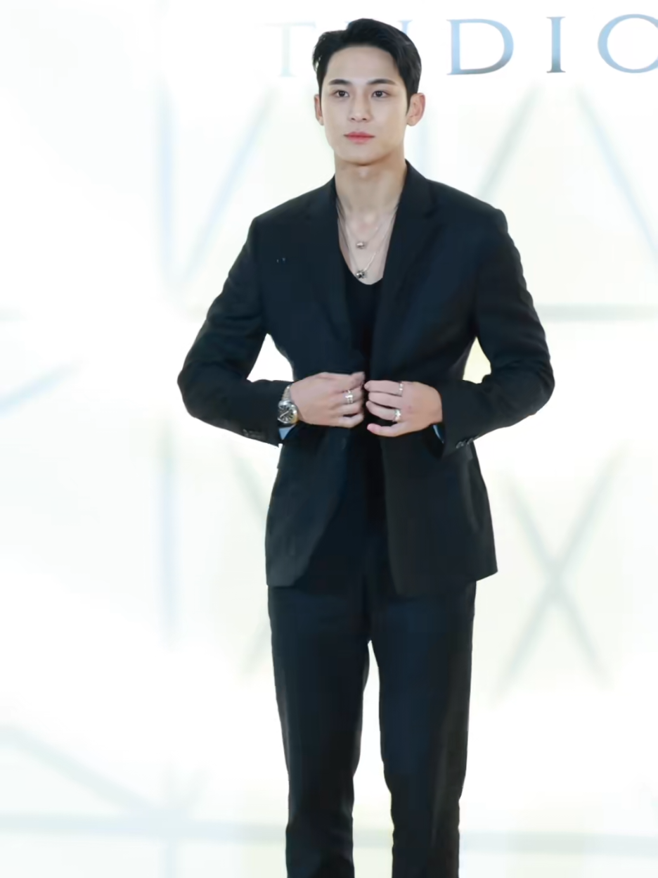 Mingyu dengan sound jawa nya #mingyuseventeen #Mingyu #kimmingyu #seventeen 