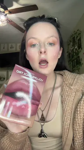 I get why this is sold out everywhere #lipduo #romandlipproducts #gloss #meltingbalm 