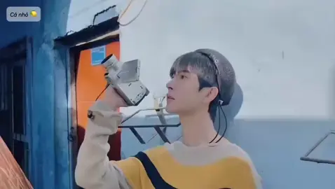 Lâu rồi không gặp, mọi người vẫn ổn chứ? 🌙 Mỗi cơn gió, mỗi hạt mưa… đều là lời chào của mình đó. 🥰 #moment #xuhuongtiktok #camxuc #motngaydep #vumonglung 