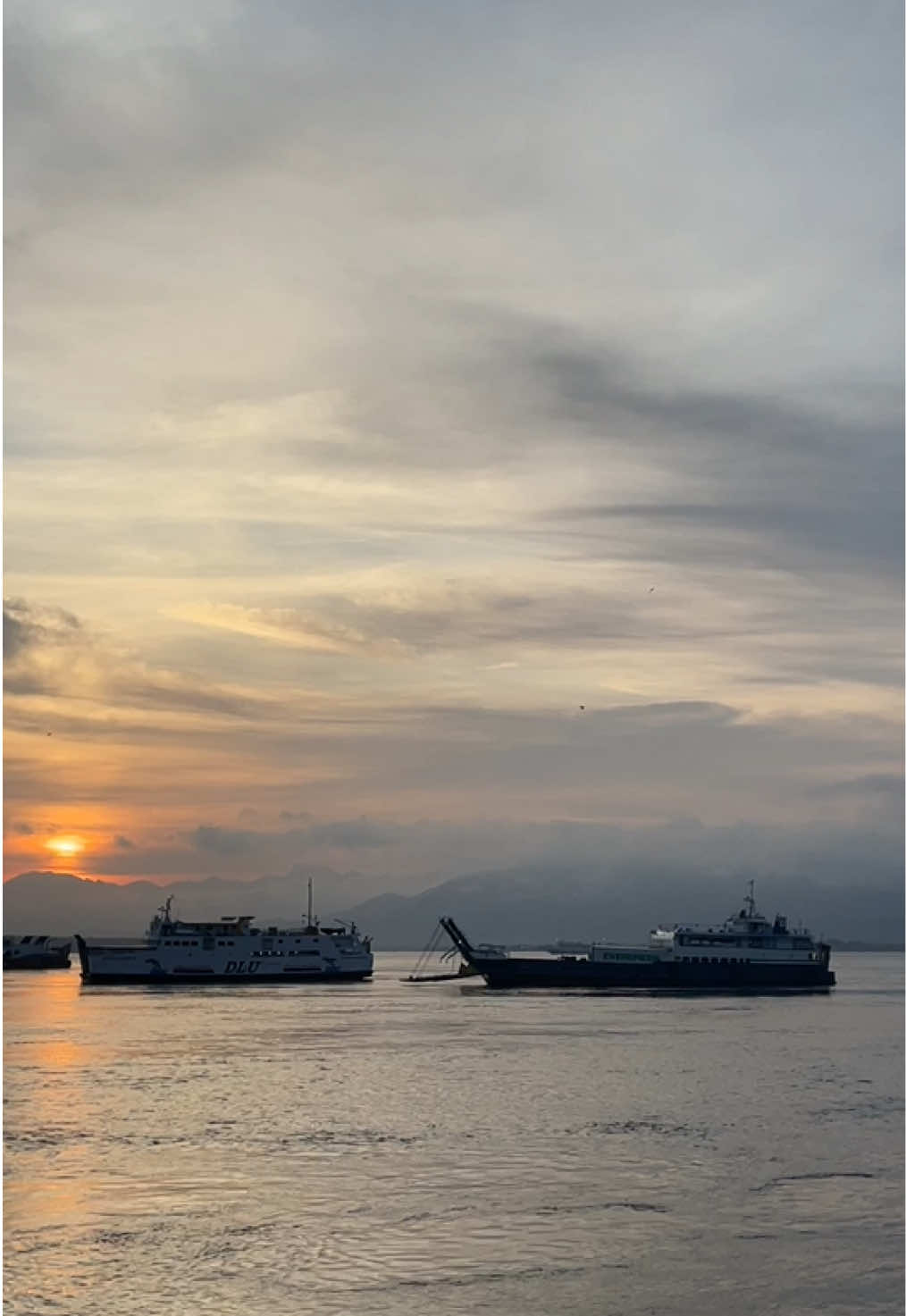 Welcome to sunrise of java banyuwangi #banyuwangian #lagubanyuwangi #selatbali #fyp 